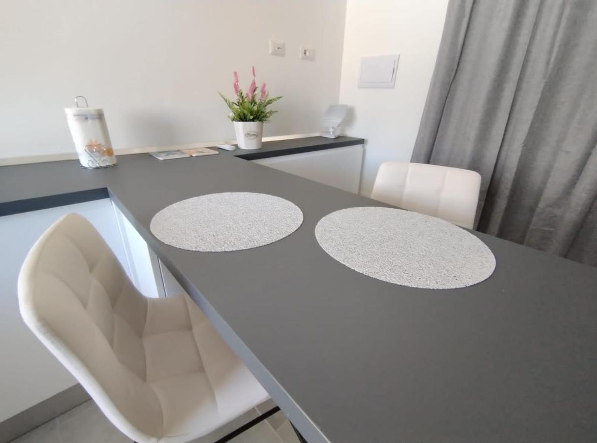 אולביה Holmann Suite & Rooms מראה חיצוני תמונה
