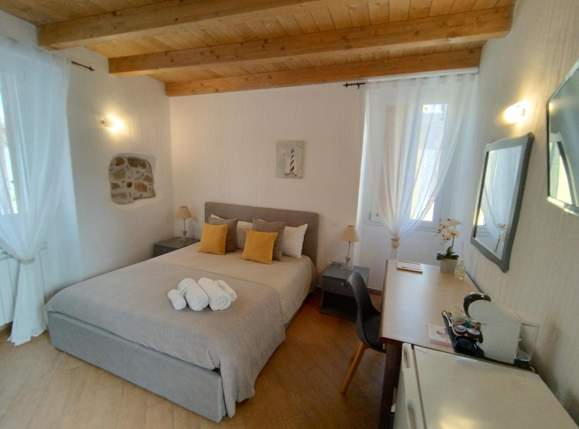 אולביה Holmann Suite & Rooms מראה חיצוני תמונה