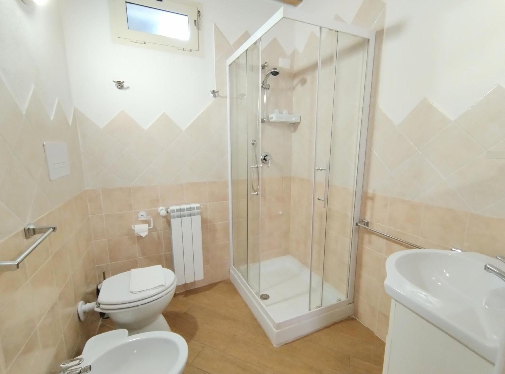 אולביה Holmann Suite & Rooms מראה חיצוני תמונה
